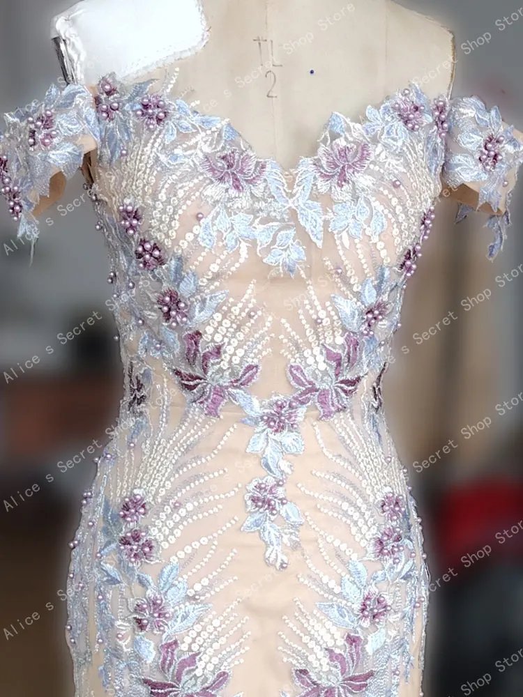 Vestido de fiesta de tul de ilusión de sirena, vestido de noche sin hombros, sin mangas, escote Corazón, apliques de cuentas, tren de barrido de longitud completa