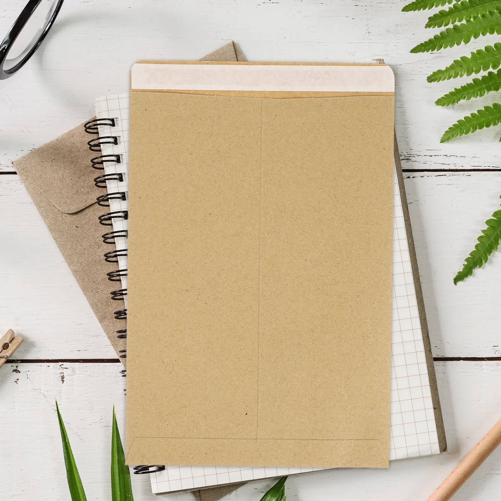 

50 шт. пустые конверты из крафт-бумаги, классические подарочные карты, свадебные держатели, именные карточки, деловые заметки с благодарностью