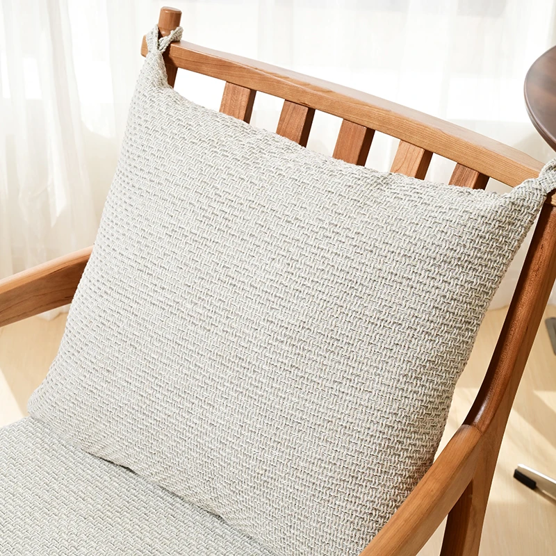 كرسي طعام من الخشب الصلب بتصميم جديد لعام 2025 مع مساند للذراعين للمنزل والمطعم والمقهى والدراسة والأثاث الحديث