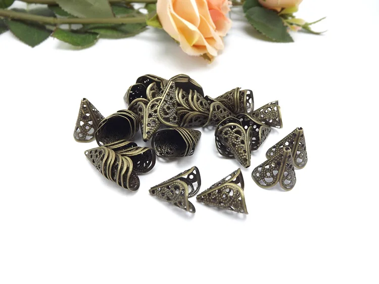 Jewelry finding & components parts Large bronze chechia Hollow out horn receptacle  chain accessories materials #JY117