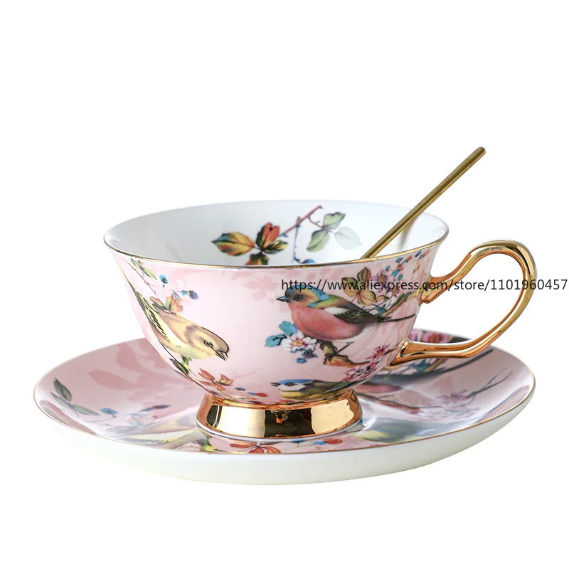

Flower and Bird European Ceramic Bone Porcelain Coffee Cup and Plate Set Retro English Afternoon Tea Set Tea Cup Gift Box Set