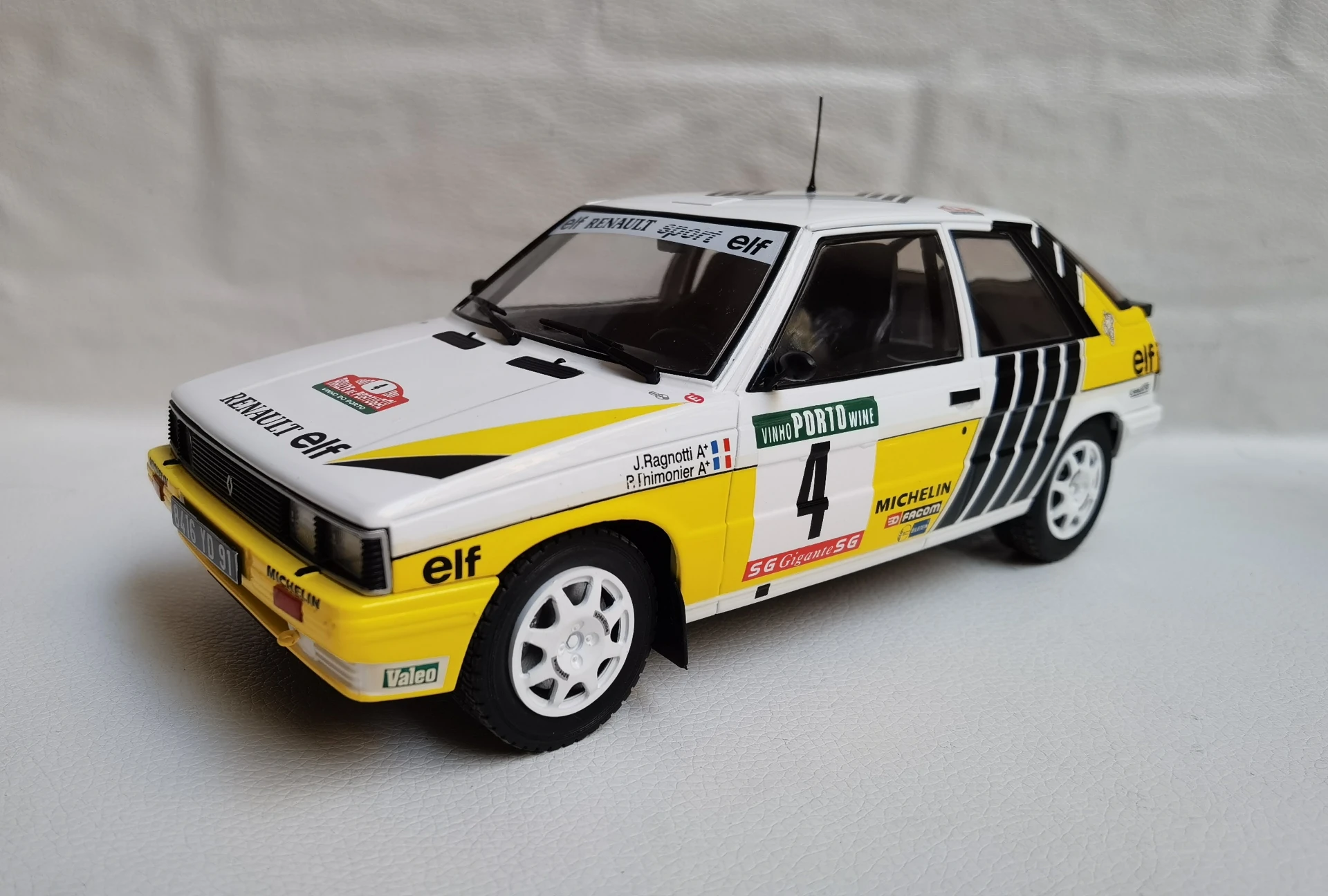 

Литой под давлением IXO масштаб 1/18 RENAULT 11 TURBO # 4-модель автомобиля из сплава Renault Rally, Коллекционная игрушка, подарок, сувенир, витрина, орнамент