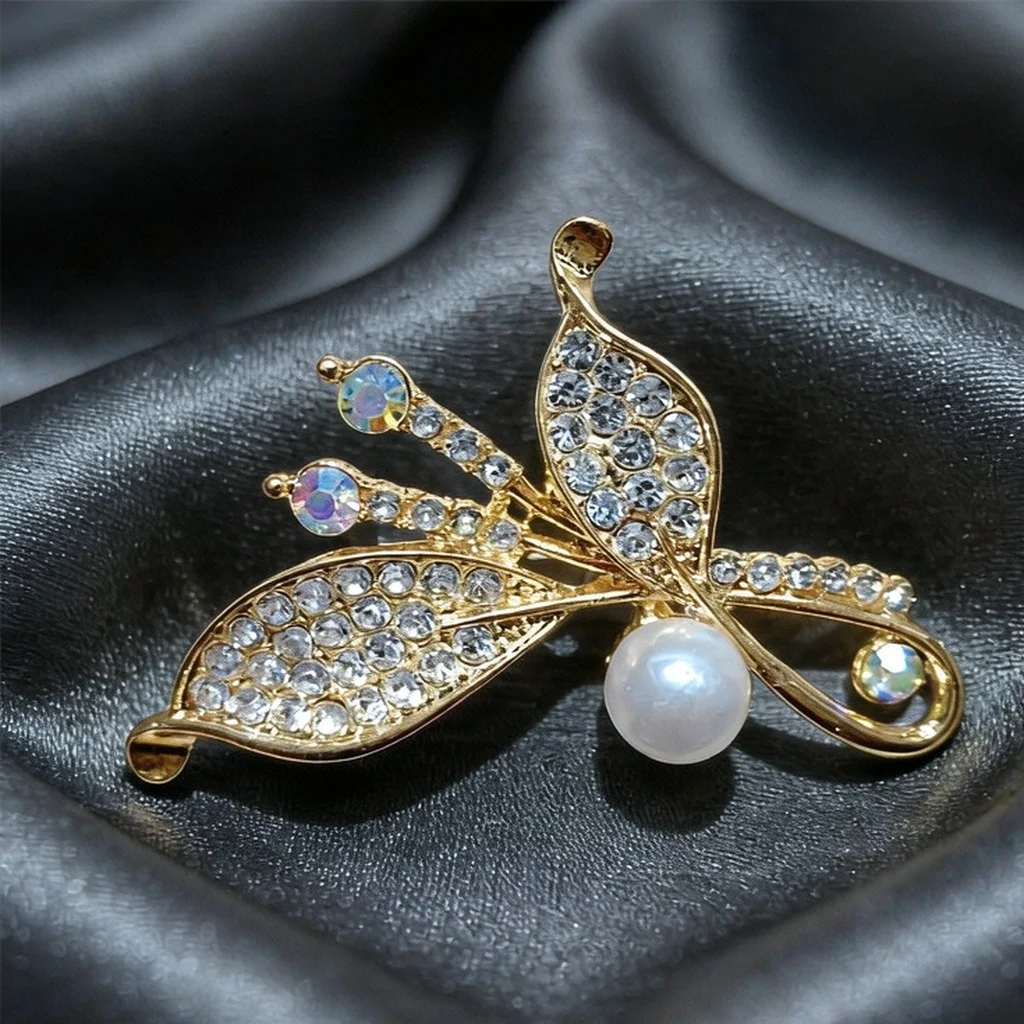2026 European Retro Anti-Exposure Accessory, Simple Collar Decoration, Corsage, Wedding Guest Brooch, High Aesthetic Value, Best Match, Decorative Pin, Bow Tie Accessory, High-End Women's Suit Brooch, Ins Versatile, Unique Style, Niche, Shoe Metal Badge, Scarf Clip, Hidden Clasp