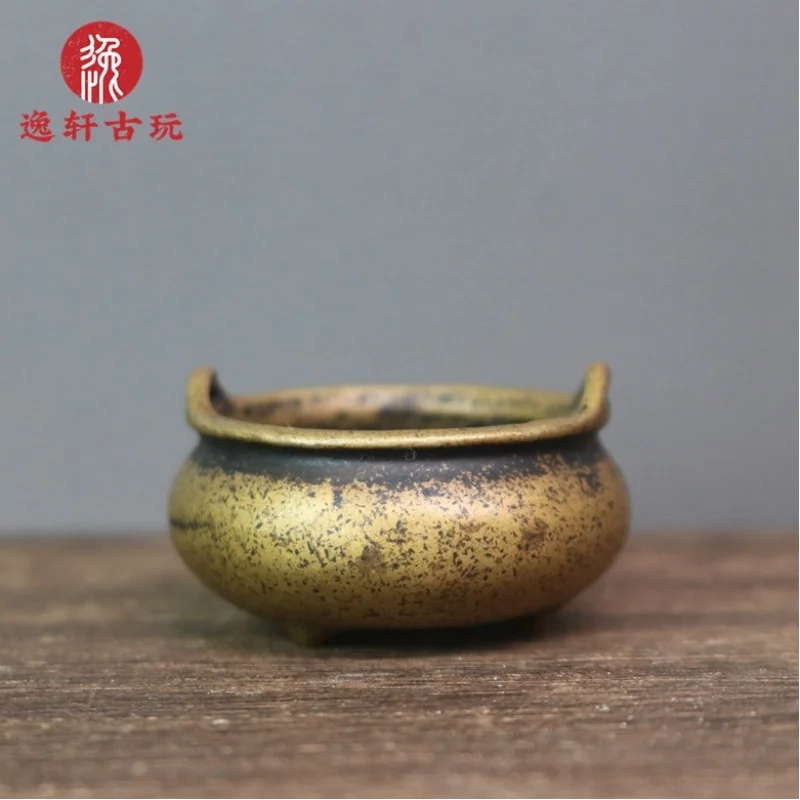 Brass double-handled round-bellied three-legged small , Xuan De , mini single-stick incense burner,
