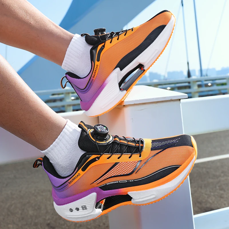 Sepatu olahraga unisex baru, fashion empat musim, serbaguna, nyaman, anti selip, tahan aus, sol tebal, sepatu kasual lari