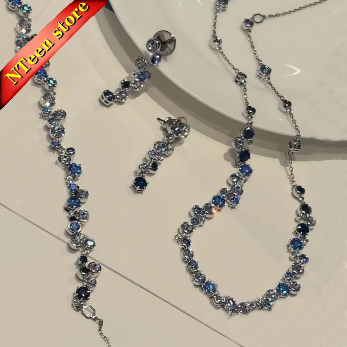 

2025 New Trend Anniversary Jewelry Set Charm Blue Green Geometric Crystal Fashion Necklace Bracelet Ring Earrings Gift for Women