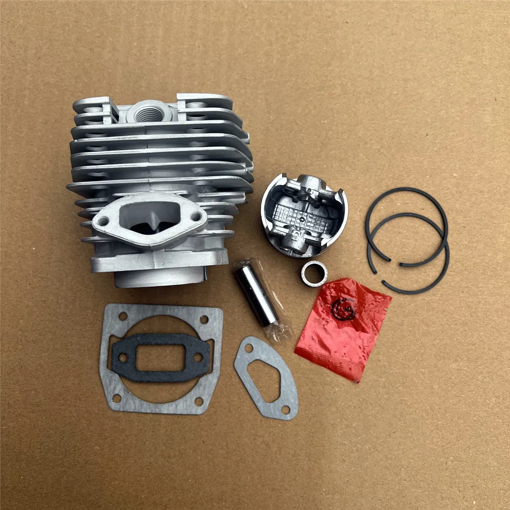 

Комплект поршневых колец и стопорных колец для цепной пилы FPCSP52 46 мм