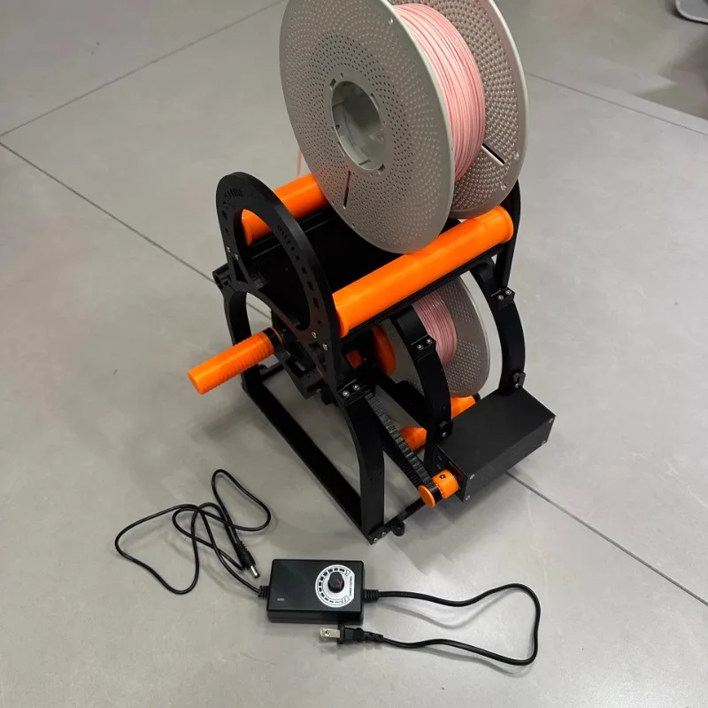 

D Print Roller easily handles rolls