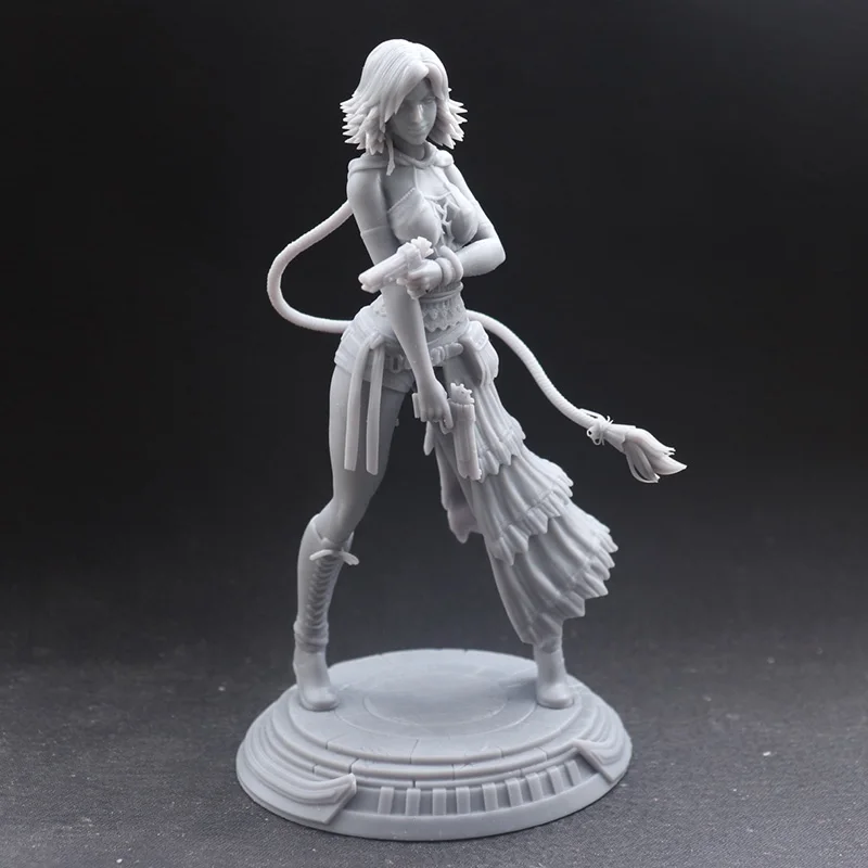 

1/24 75mm 1/18 100mm Resin Model Kits Lover Game Girl Figure Sculpture Unpainted No Color RW-1024