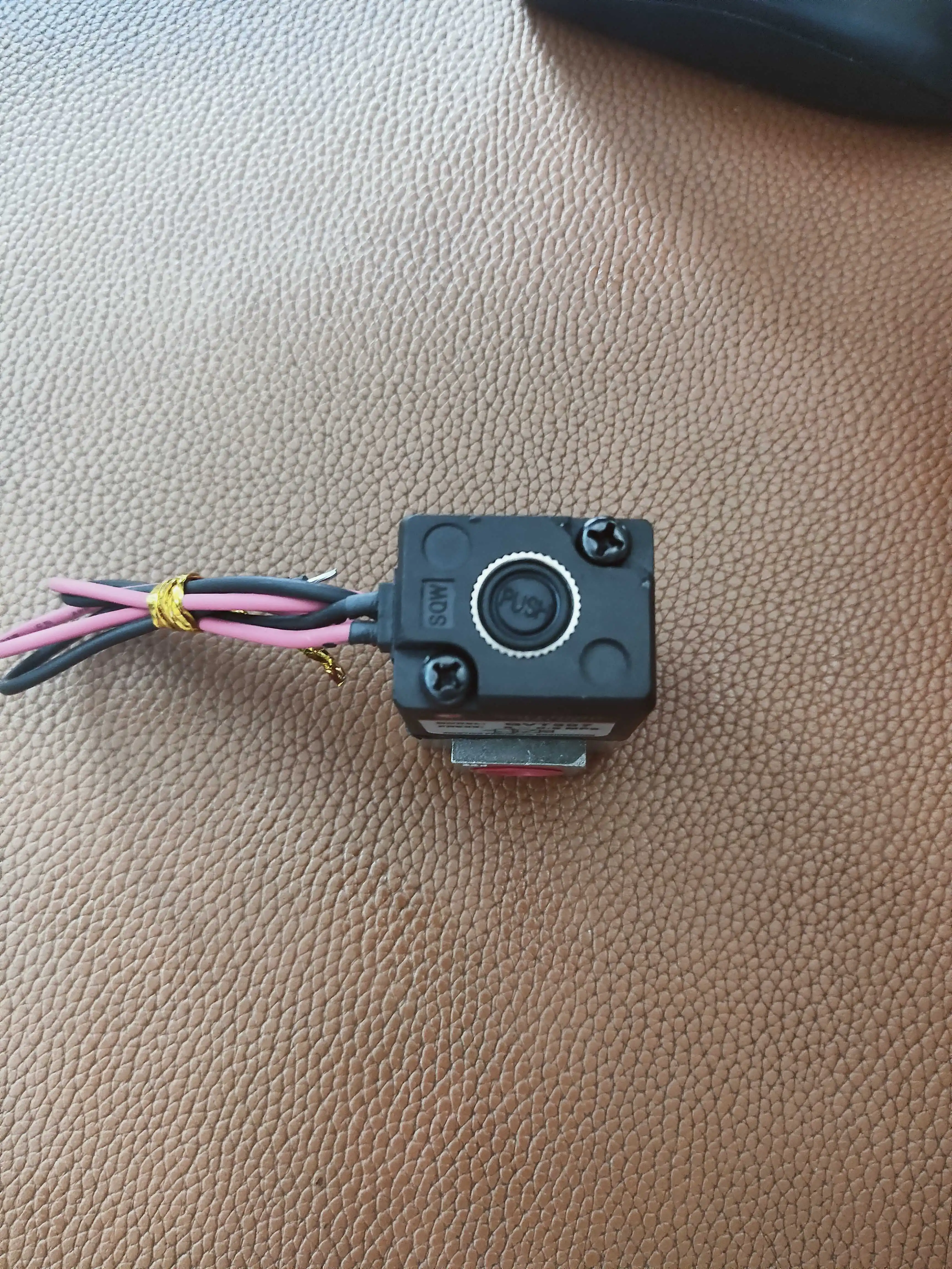 QVT307 SXPC/SQW two position three-way solenoid valve DC24V DC12V
