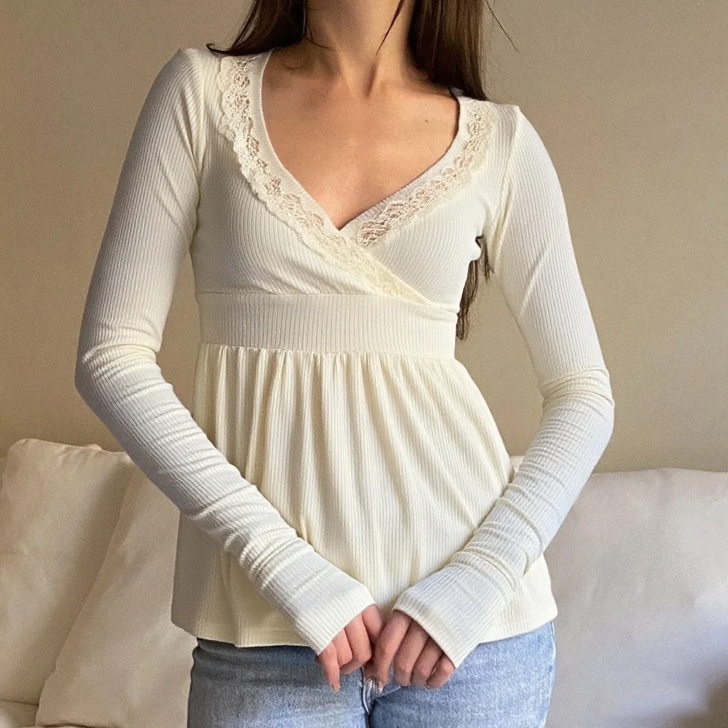 2026 Women Y2k V Neck Lace Trim Long Sleeve Shirt Fairycore Slim Fit Ruffle Ribbed Knit Peplum Top Aesthetic Fall Clothes Black