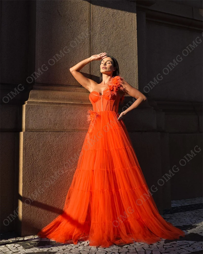 OIMG 2023 Elegant Party Dress Prom Dresses Orange Feather Lace Tulle One Shoulder Customized Wedding Party Graduation Dress Gown