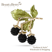 Enamel Blackberry Brooches for Women Unisex Fruit Plant Pins 2-color Available Casual Party Accessories Gifts