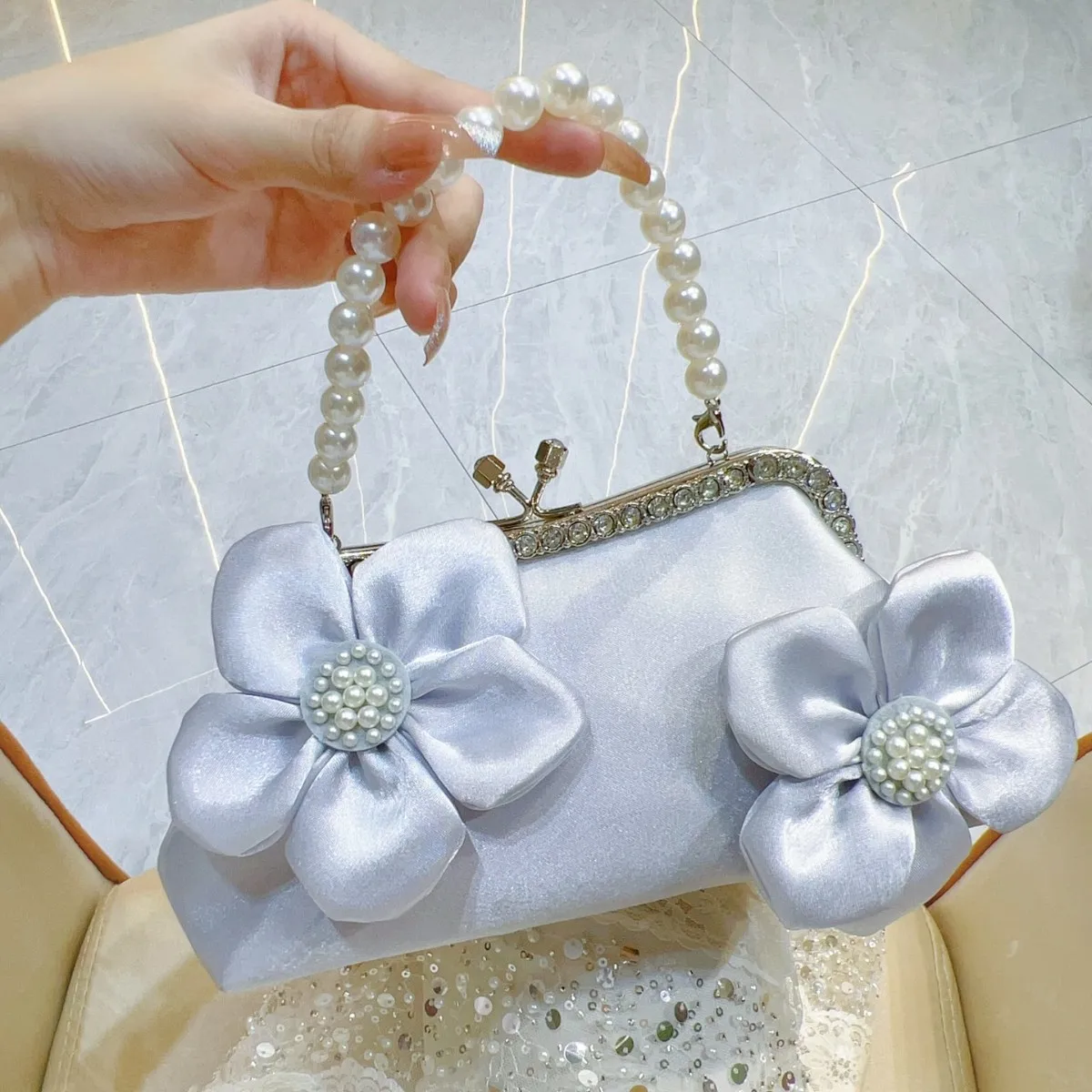 

Chinese Style Pearl Handbag Elegant Small Fragrance Purse Fashion Crossbody Bag Women Wedding Dress Evening Party Carry-On Bag
