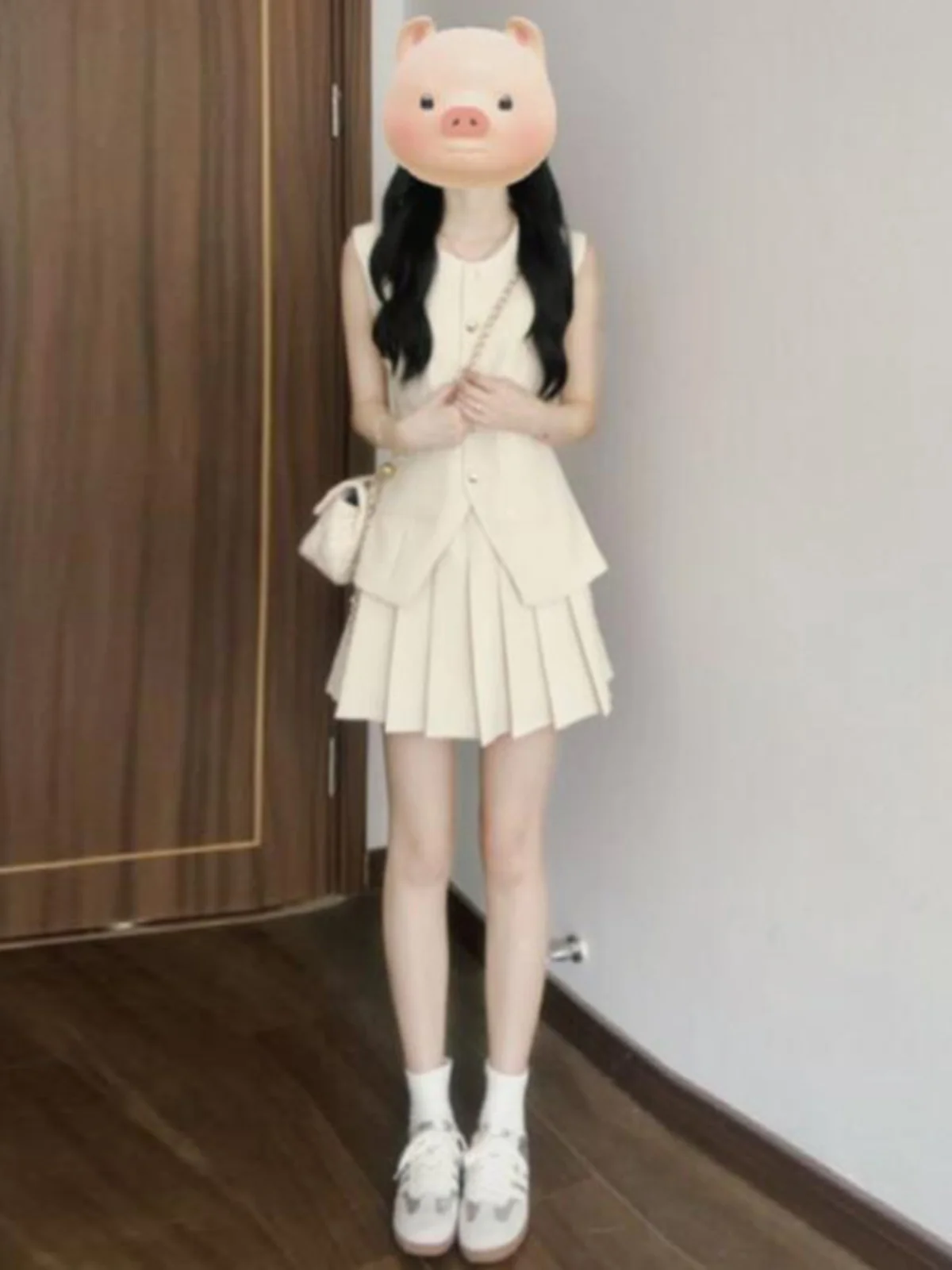 

Summer Fashion Suit Set Small Fragrance Style Vest Pleated Skirt High-End Feeling Dress Two-Piece Set Skirt