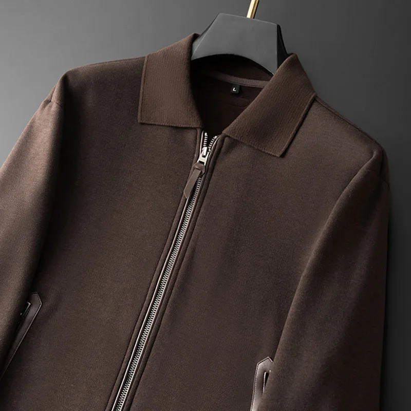 A complete set of high-end fashion knitted men's casual sports suits for winter