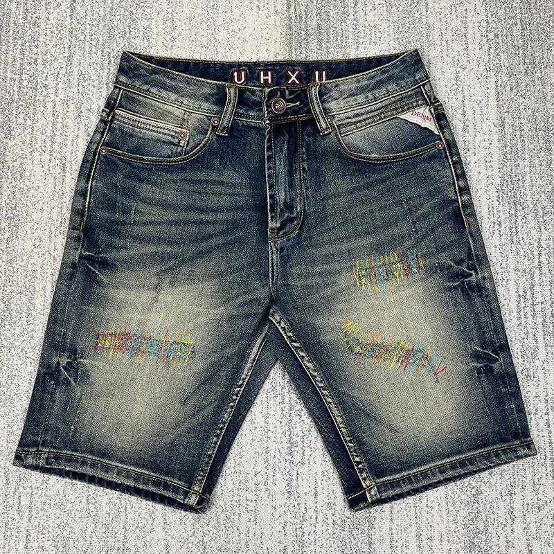

European-style High-end Men's Distressed Embroidered Denim Shorts 2026 Summer Fashion Trendy Straight Casual Knee Length Jeans