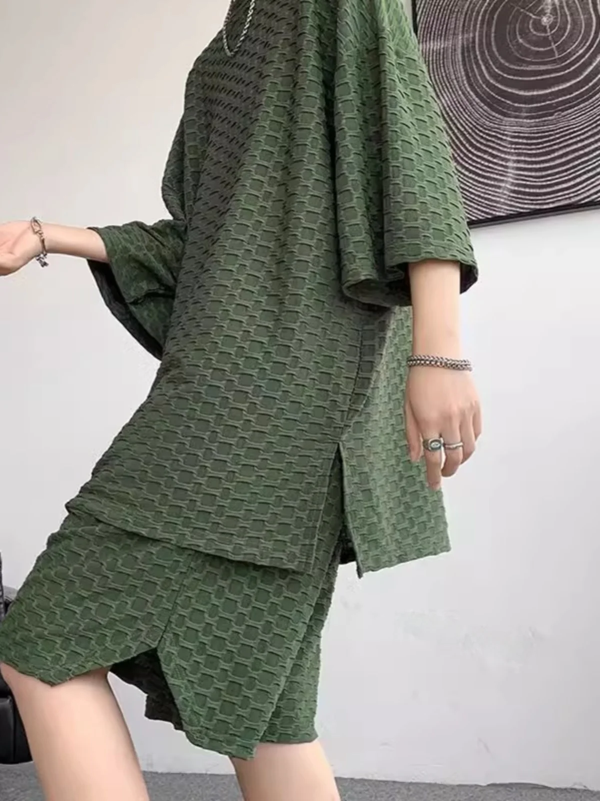 loose-ice-silk-texture-casual-set-for-men-and-women-summer-ort-sve-orts-two-piece-set-comfortable-breathable-lightweight