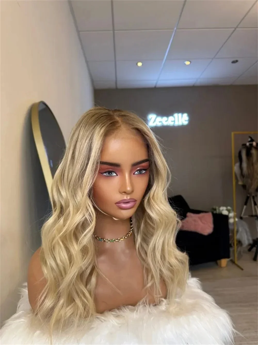 Top Sale Ombre Light Blonde Synthetic Lace Front Wigs Loose Wave Brown Roots 16 Inches Pre Plucked Hair High Temperature Silk