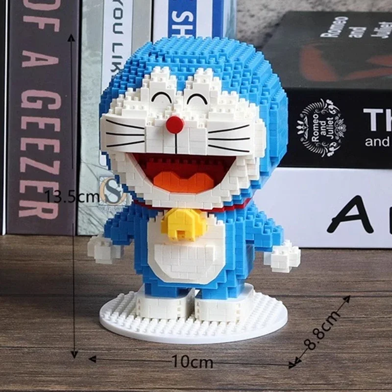 BALODY Doraemon building block clothing cos model kawaii children\'s toys small particle assembled hand-made birthday gift