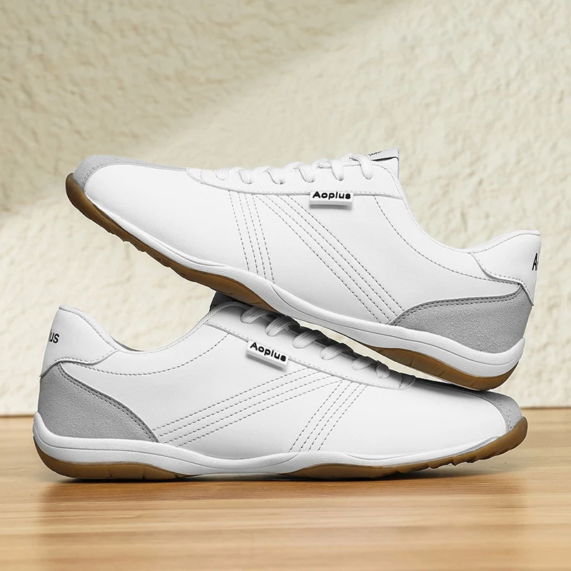 

Новая осенняя мягкая и легкая мужская спортивная обувь, гибкая и стабильная противоскользящая обувь для бега, уличная обувь для уличной ходьбы