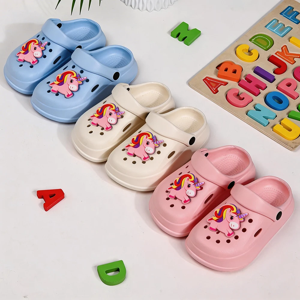 New Cartoon Children Slippers For Children Girls Summer Garden Lightweight Breathable Sandals Beach Shoes