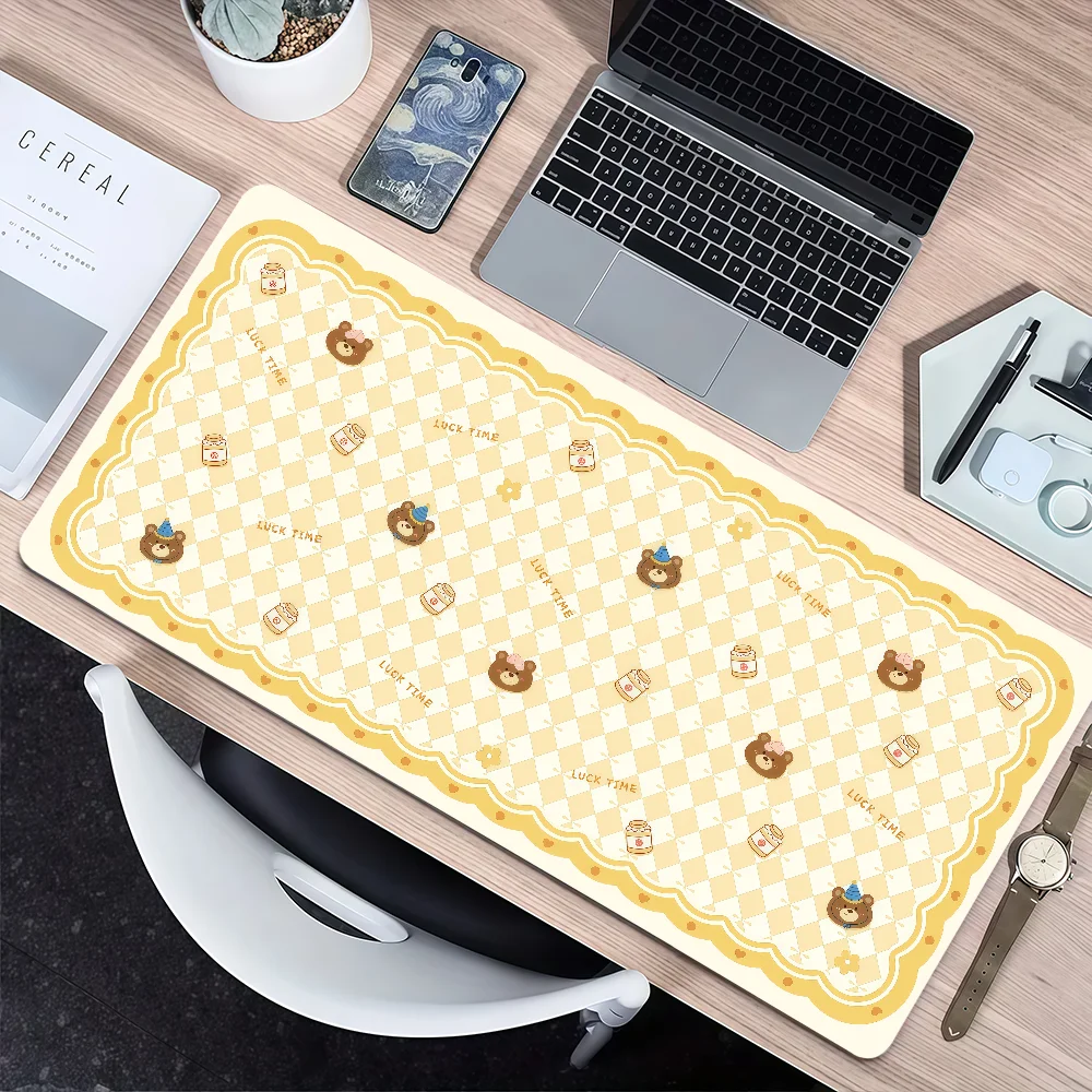 

Милый модный современный коврик для мыши с мультяшными животными (кошка, собака, медведь), нескользящий, с прошитыми краями, утолщенный, для настольного компьютера, большой, для игр и учебы