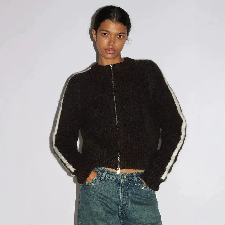 

Paloma Wool Knitted Sweater Thiened Winter Winter Season China Origin Wool 00% Fabric Proced with Floing Technology