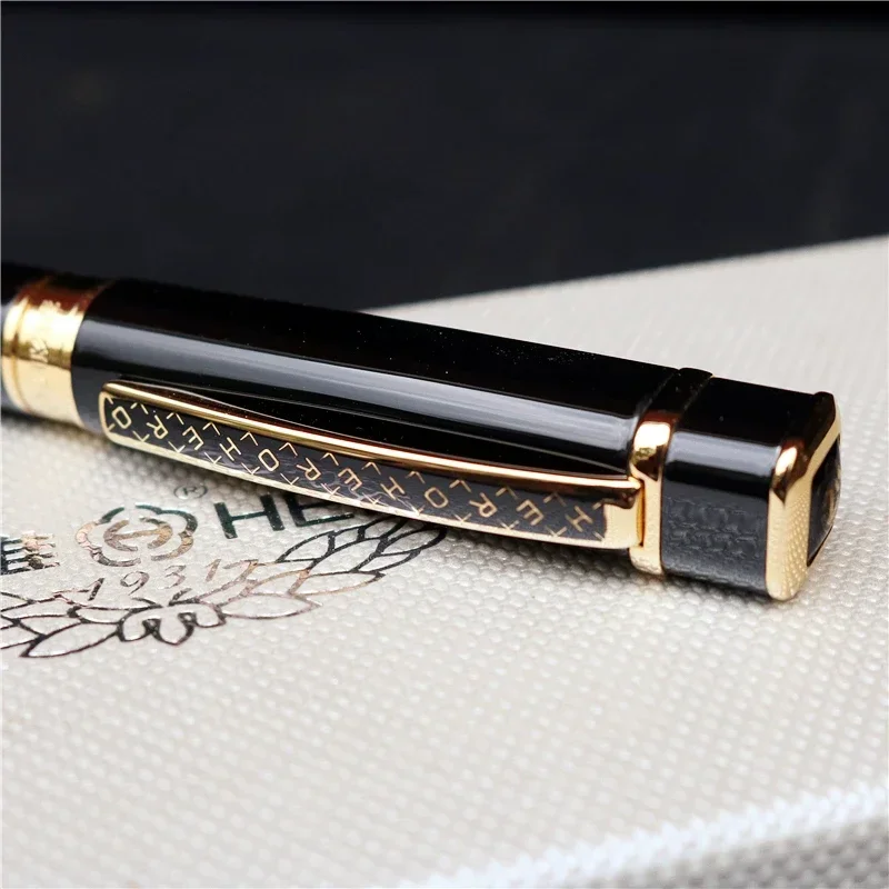 Hot Hero 979 Square Cap Metal Fountain Pen Golden Plates Clip Iridium Fine Nib 0.5mm Fashion Writing Ink Pen For Office Business