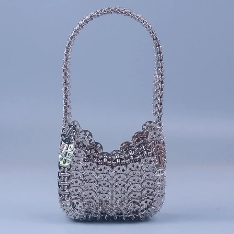 Luxury and shiny retro sequin women bag hand woven gold metal sheet handbag mobile phone bag