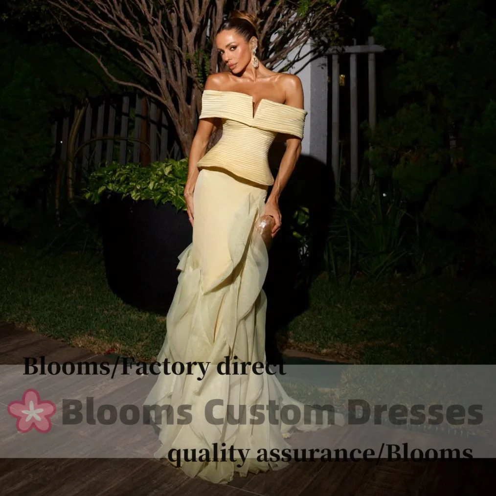 Off Shoulder Customized Pleats Ruffles Sleeveless Women's Evening Dresses Long Formal Gown Light Yellow Elegant Party Dresses
