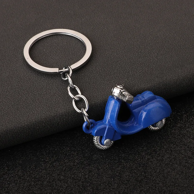 Punk keychain pendant pendant colorful Seiko products figure toy retro motorcycle direction wheels can be turned