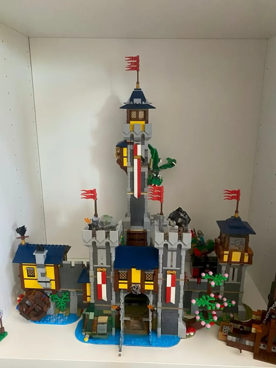 2025 ديكور منزلي لمجموعة هدايا عيد الميلاد 3 في 1 قلعة القرون الوسطى متوافقة مع 31120 #4