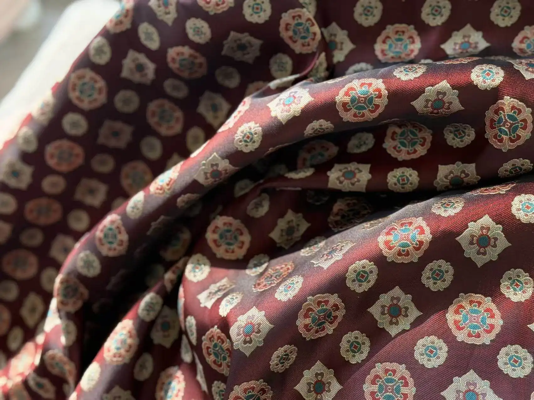 Pipa Lute Floral Motif Designer Fabric Silk Song Brocade for Dresses Cheongsam Vests Hair Clips and Small Handbags
