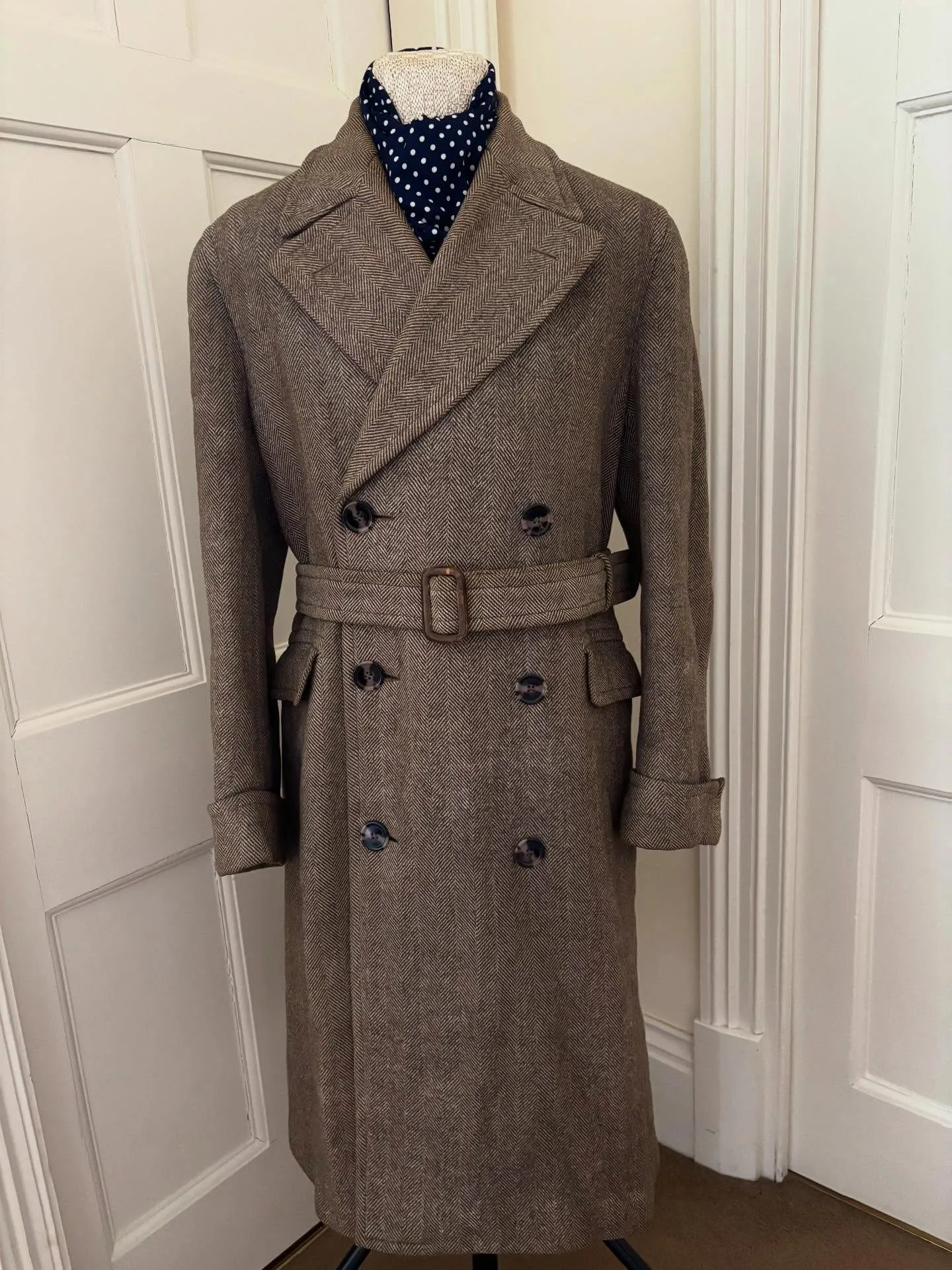 Herenjassen met riem Visgraatwolmix Lange overjassen Aangepaste Tweed Zakelijke formele jas uit één stuk Uitloper