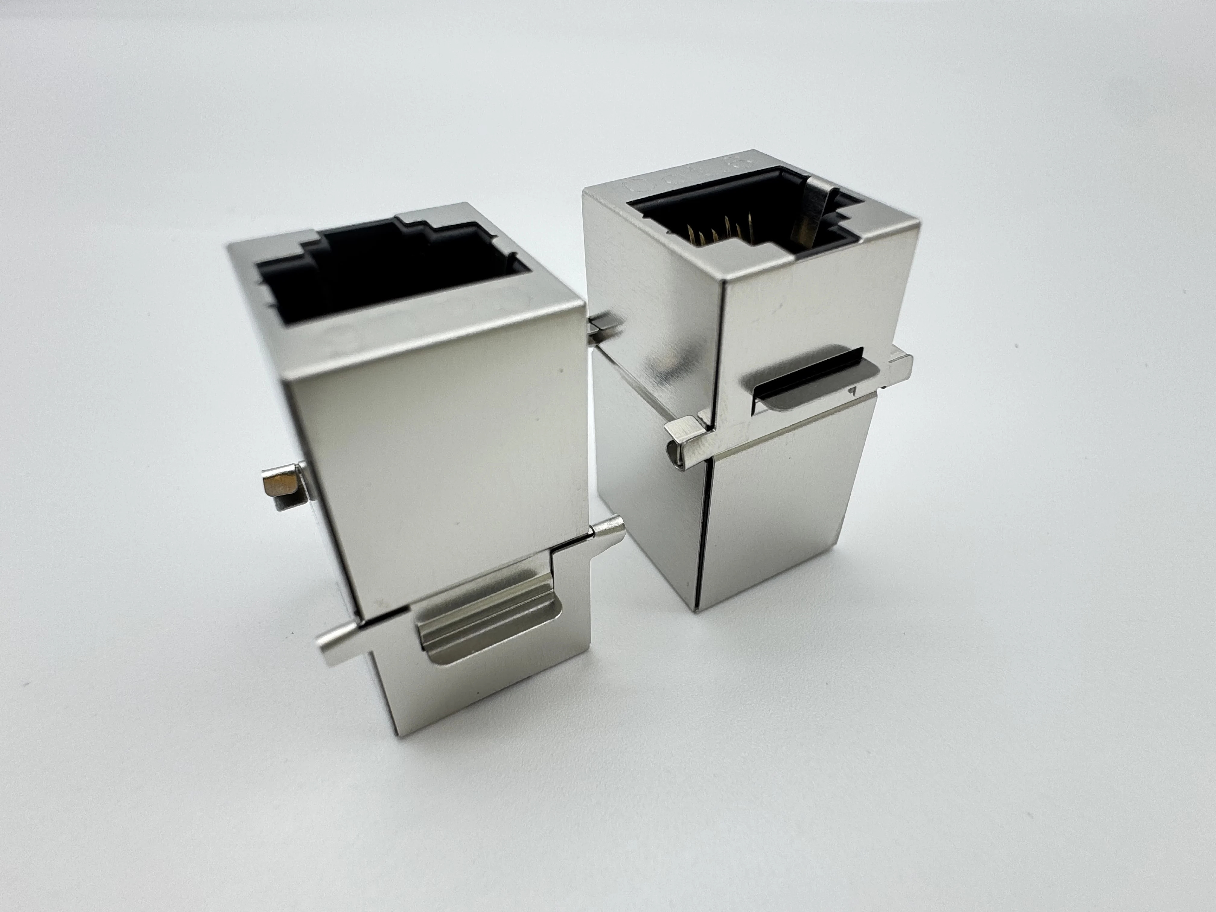 สายเคเบิลอีเธอร์เน็ต Cat6 แบบมีฉนวนป้องกัน RJ45 8P8C ประสิทธิภาพสูง สำหรับการส่งข้อมูล