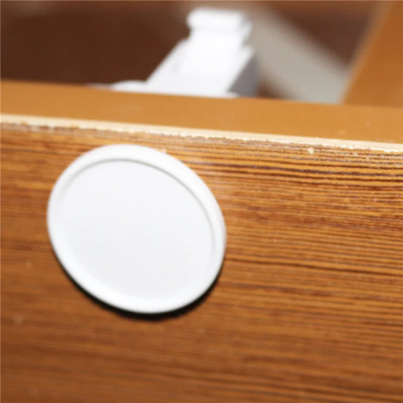 Pro 40 + 8 ตู้แม่เหล็กล็อคเด็ก PROOF ตู้ลิ้นชักที่มองไม่เห็นเด็กทารกปลอดภัยล็อคจับ