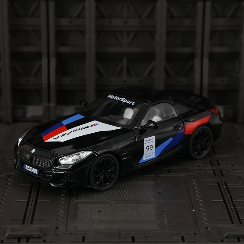 1:22 portas modelo de carro em liga BMW Z4 e capô do motor podem ser abertas tem funções simuladas de som e iluminação, detalhes ricos