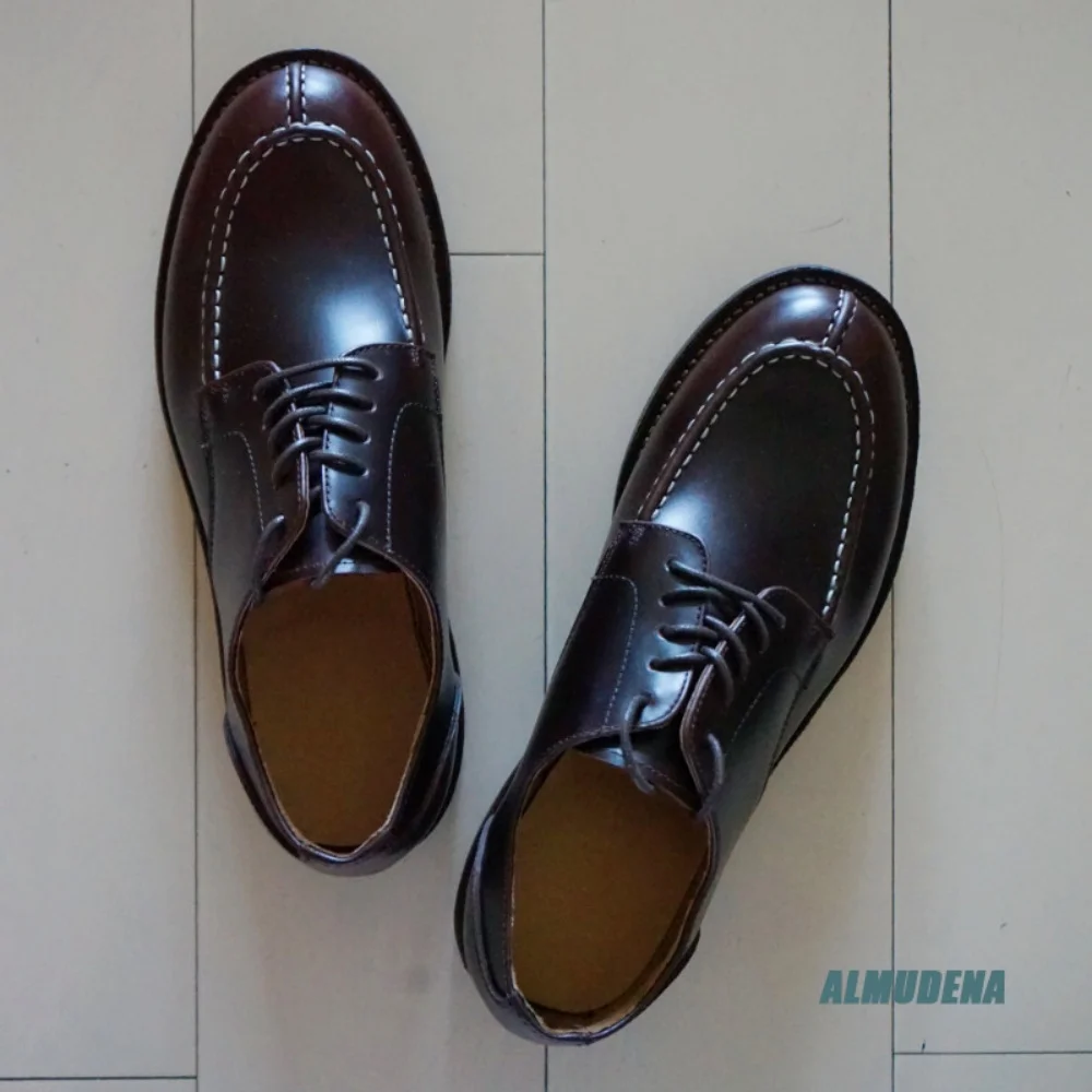 Retro Men Lace Up Round Toe Dress Shoes Two Tone White Stitch Thick Welt Sole Versatile Office Wedding Daily Casual Derby Shoes