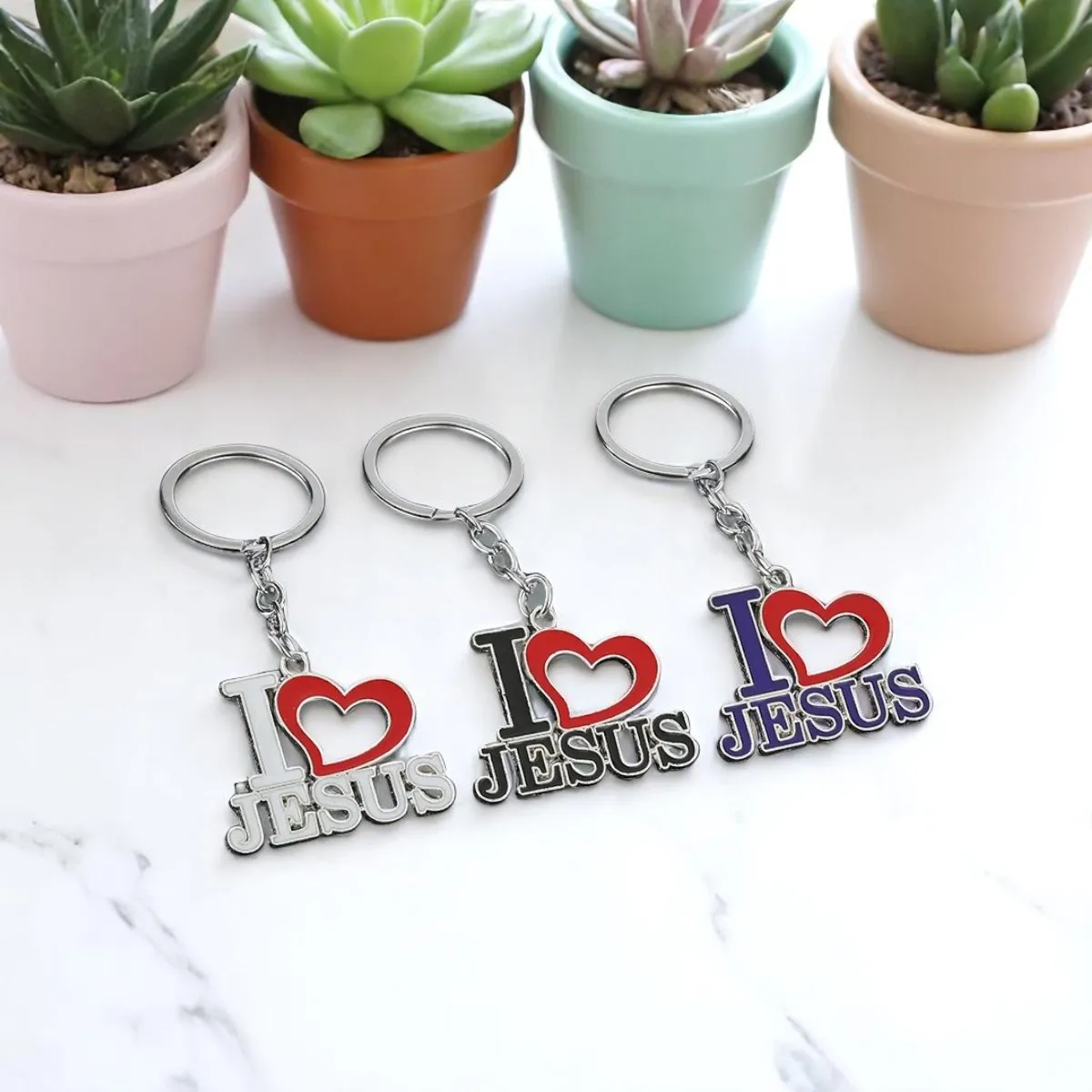 

New Fashion Color Metal I Love Jesus Keychain Backpack Pendant Keyring Personalization Car Moto Red Heart Key Chain Ring Gift