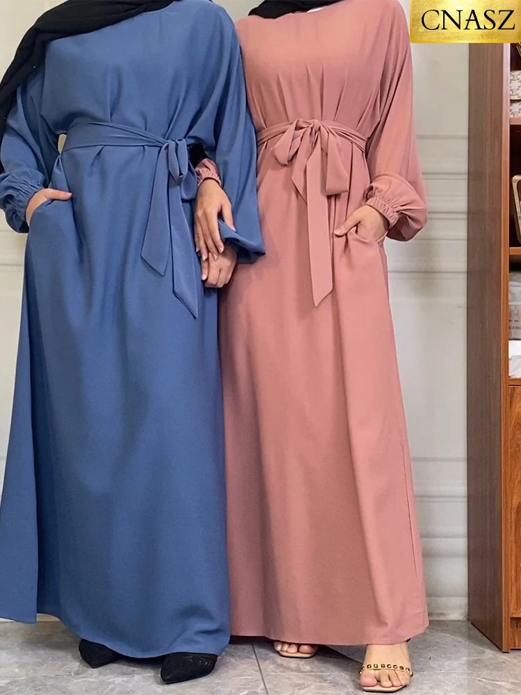 Robe Musulmane Femme Style Arabe - Col Montant Zippé - Coupe Ample Modeste Dubaï