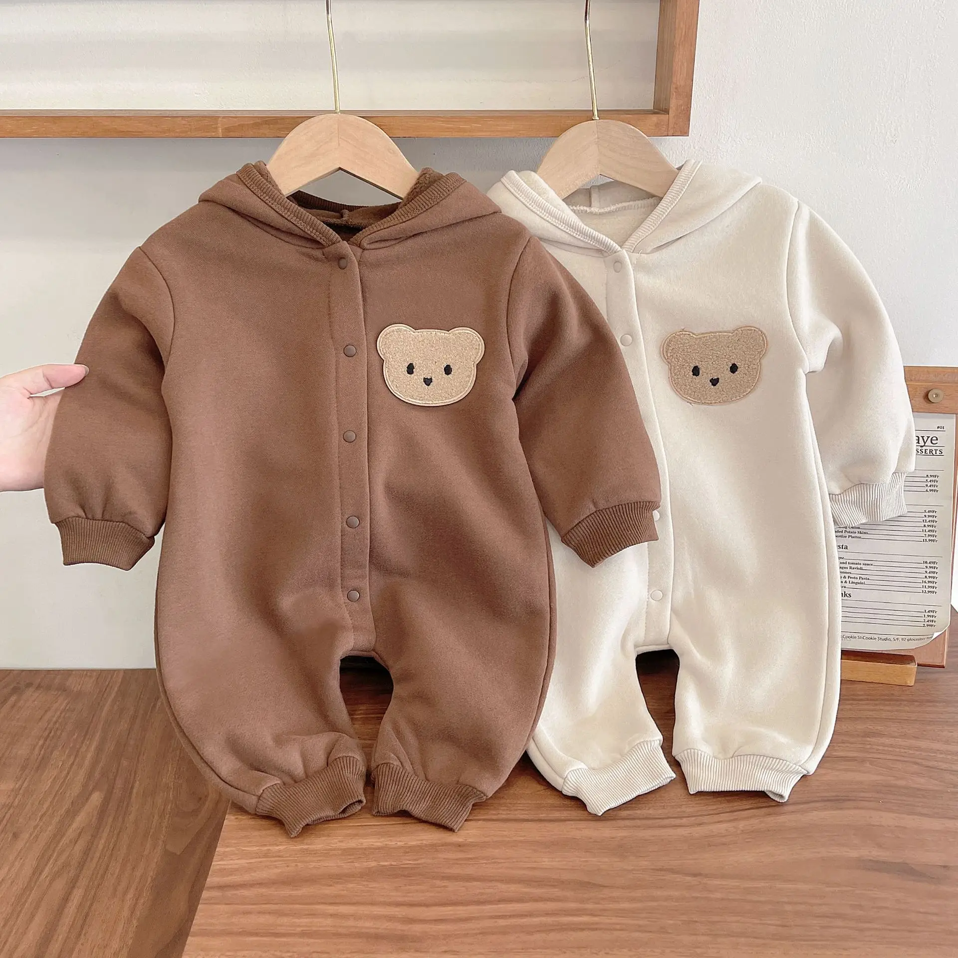 

Baby Jumpsuit Winter Thickened Fleece Teddy Bear Romper Hoodie Outfit for Newborn Boys Girls Autumn Cold Weather Outerwear