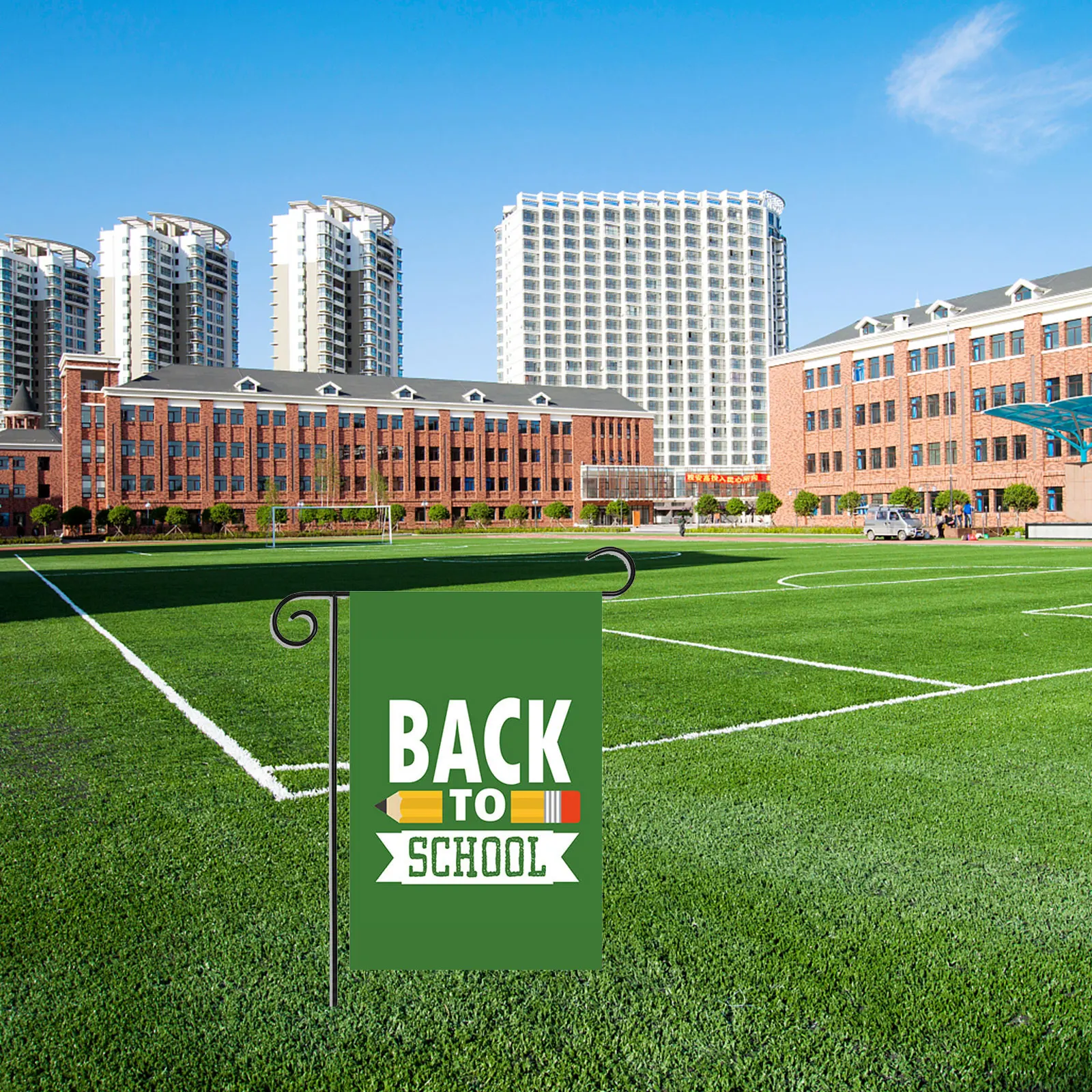 

2Pcs Back to School Garden Flags Bright Clear Pattern Polyester Outdoor Yard Party Decoration Back to School Garden Flags