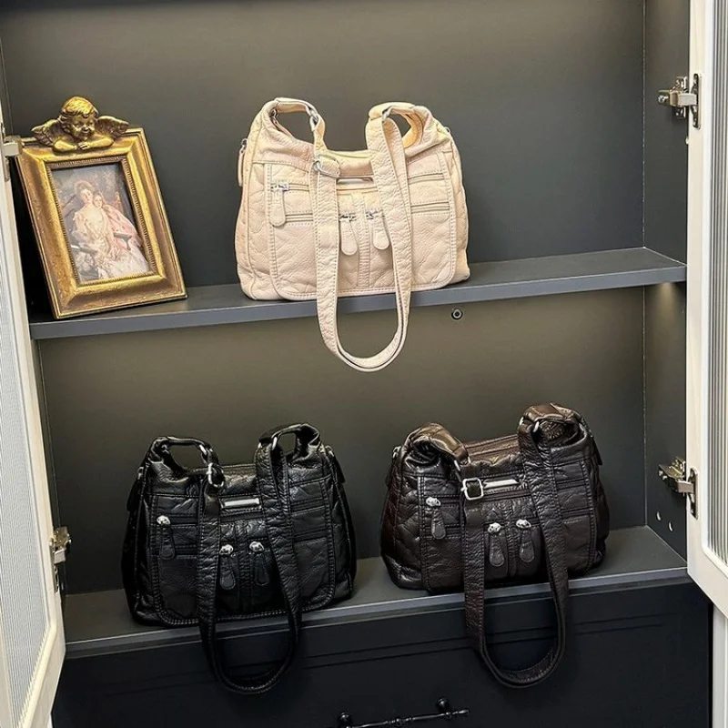 

High-End Business Bag Commuter With Large Capacity Leather Elegant For Women Fashionable Use