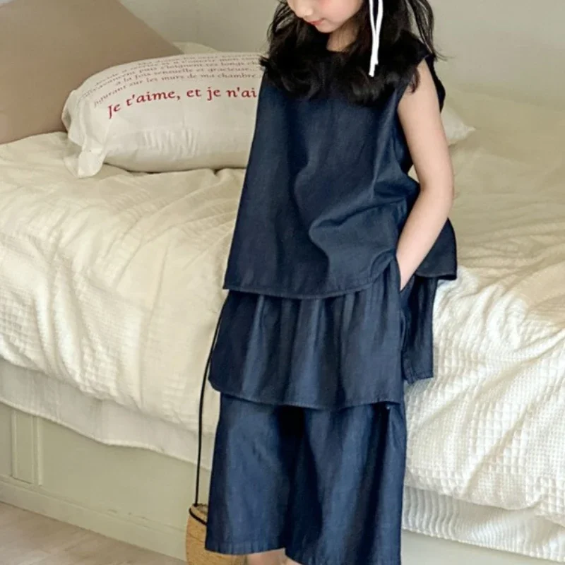 

2025 New Summer Children's Design Sense Back Button Decoration Sleeveless Top and Wide Leg Pants Two-piece Set