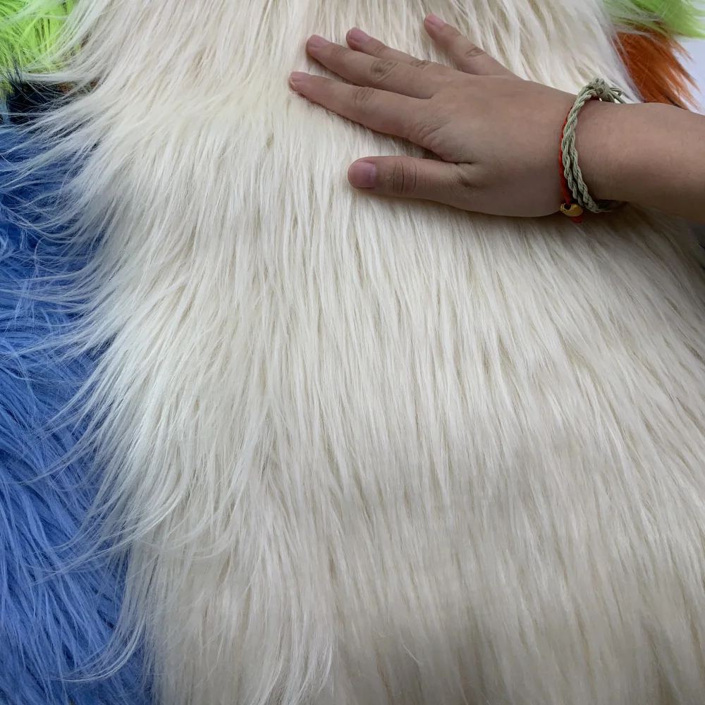 

Encrypted Soft-Mist Faux Plush Fabric Polyester Handmade DIY Plush Craft Fabric Home Furnishing Countertop Decorative Fabric