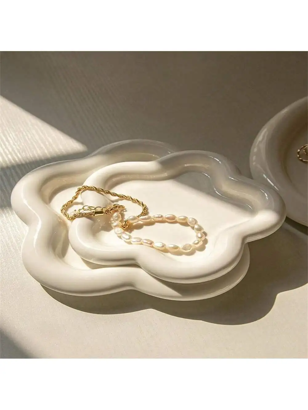 1pc Irregular Cloud，Flower Pattern，Ceramic Nail Art Decoration With Gemstone Jewelry Storage Tray, Multi-Purpose Storage