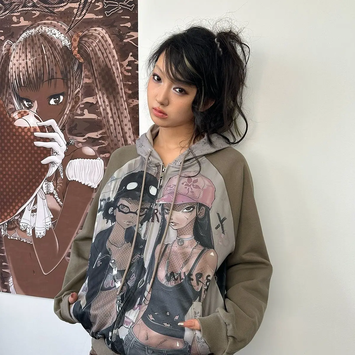 Japanese Style Personality Cartoon Graffiti Pattern Trend Long Sleeved Gray Oversizeds Cotton Y2k Hoodies Zip Up Clotihing