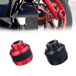 2 pezzi moto universale Anti-caduta ruota anteriore imitazione fibra di carbonio copertura forcella anteriore prevenzione collisione impugnatura motore modificata