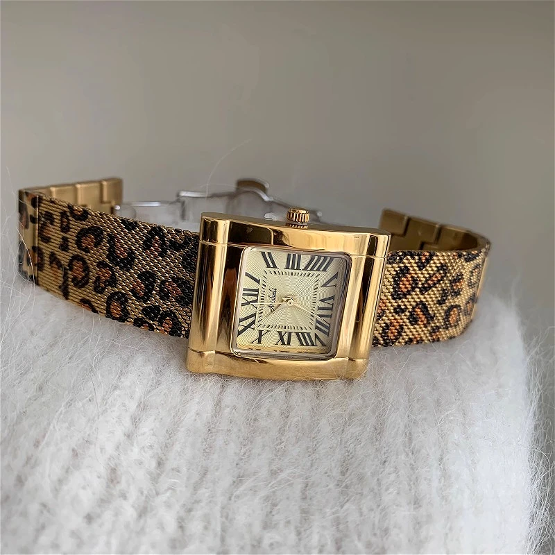 Women\'s Watch Square Dial Quartz Watch Personalized Leopard Pattern Band Fashion Luxury Watch Gift for Lovers Wrist Watch